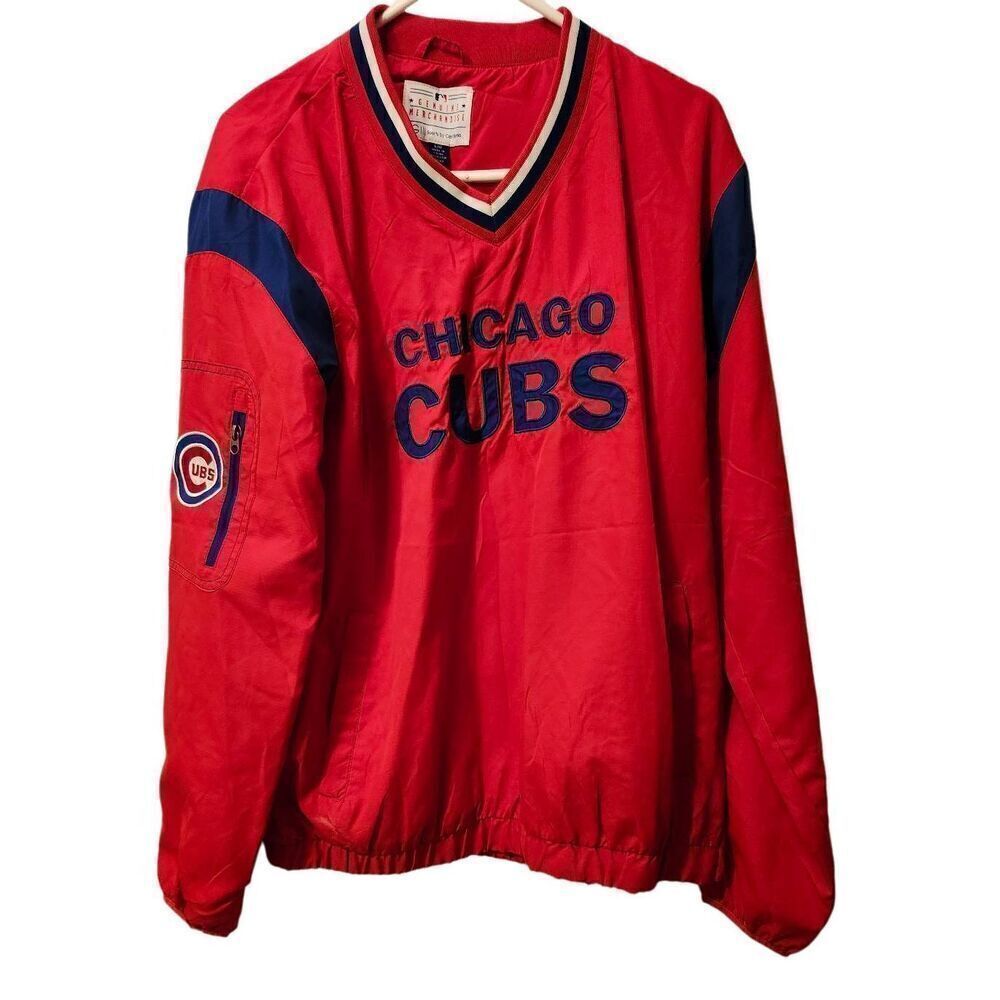 NBL Genuine  Merchandise Chicago Cubs Windbreaker Red with Pocked  On The Sleeve